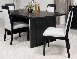 Brookmead 5-Piece Rectangular Dining Set With 18″ Removable Extension Leaf Black